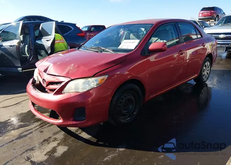 2011 Toyota Corolla Le из США, поврежденный, VIN JTDBU4EE2B9144835